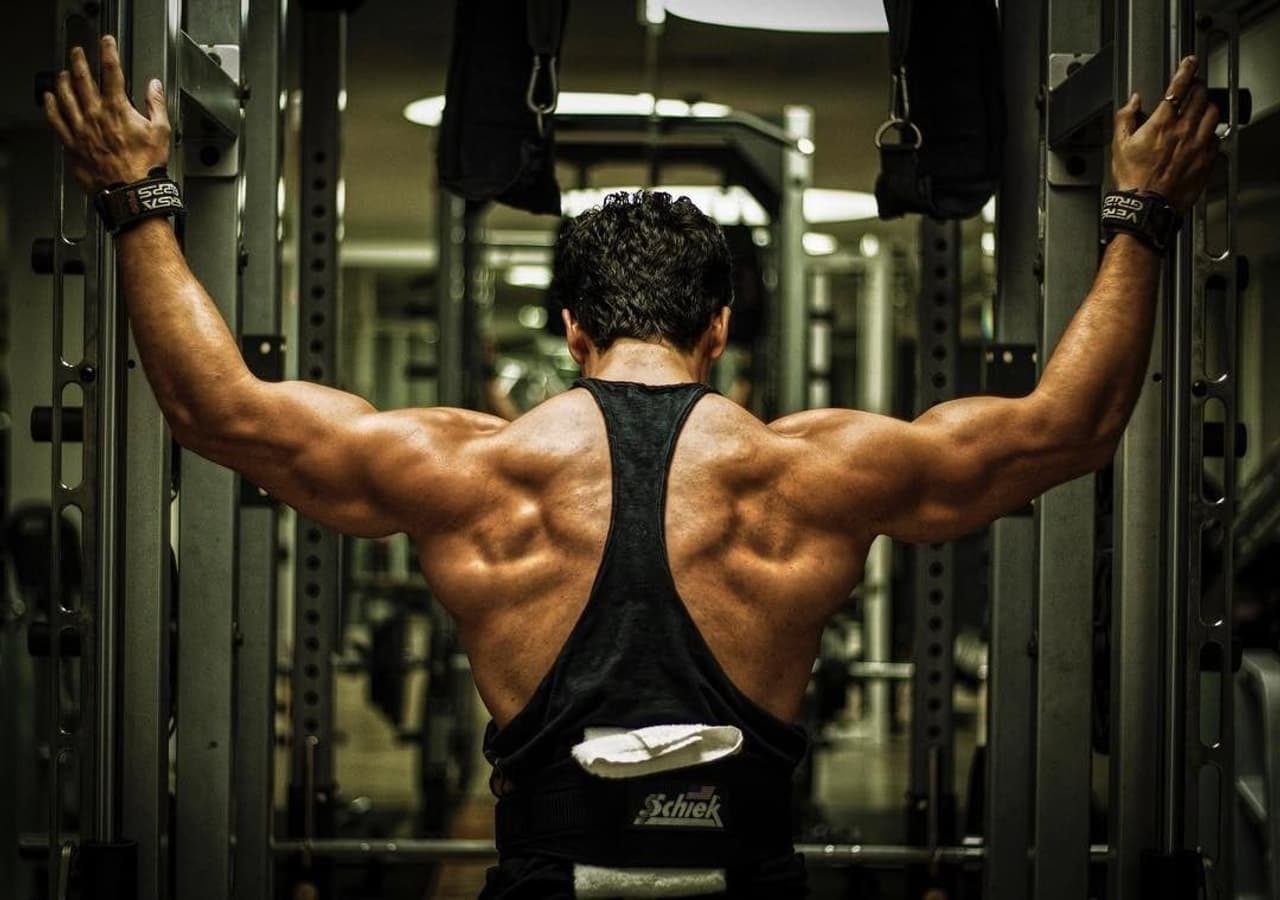 মুম্বই এফসি র হয়ে মুম্বই প্রিমিয়ার লিগে খেলছেন বলিউড তারকা টাইগার শ্রফ মুম্বই এফসি র হয়ে মুম্বই প্রিমিয়ার লিগে খেলছেন বলিউড তারকা টাইগার শ্রফ