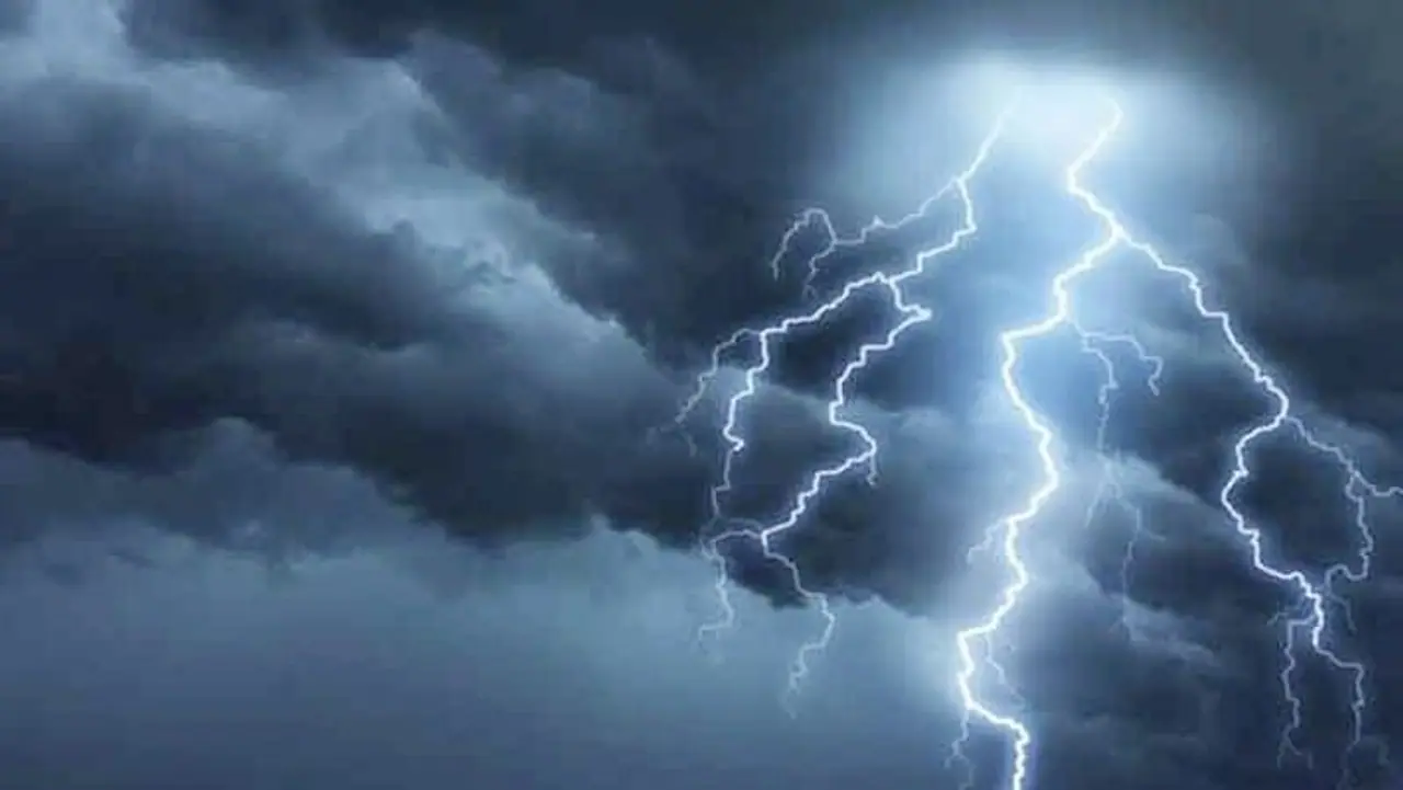 13 जिल्ह्यांना यलो अलर्ट जारी 13 जिल्ह्यांना यलो अलर्ट जारी