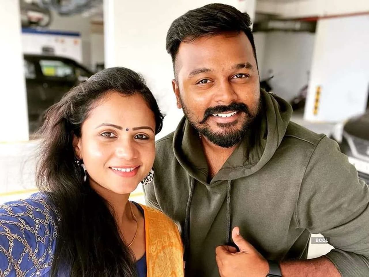 hussain, VJ manimegalai hussain, VJ manimegalai
