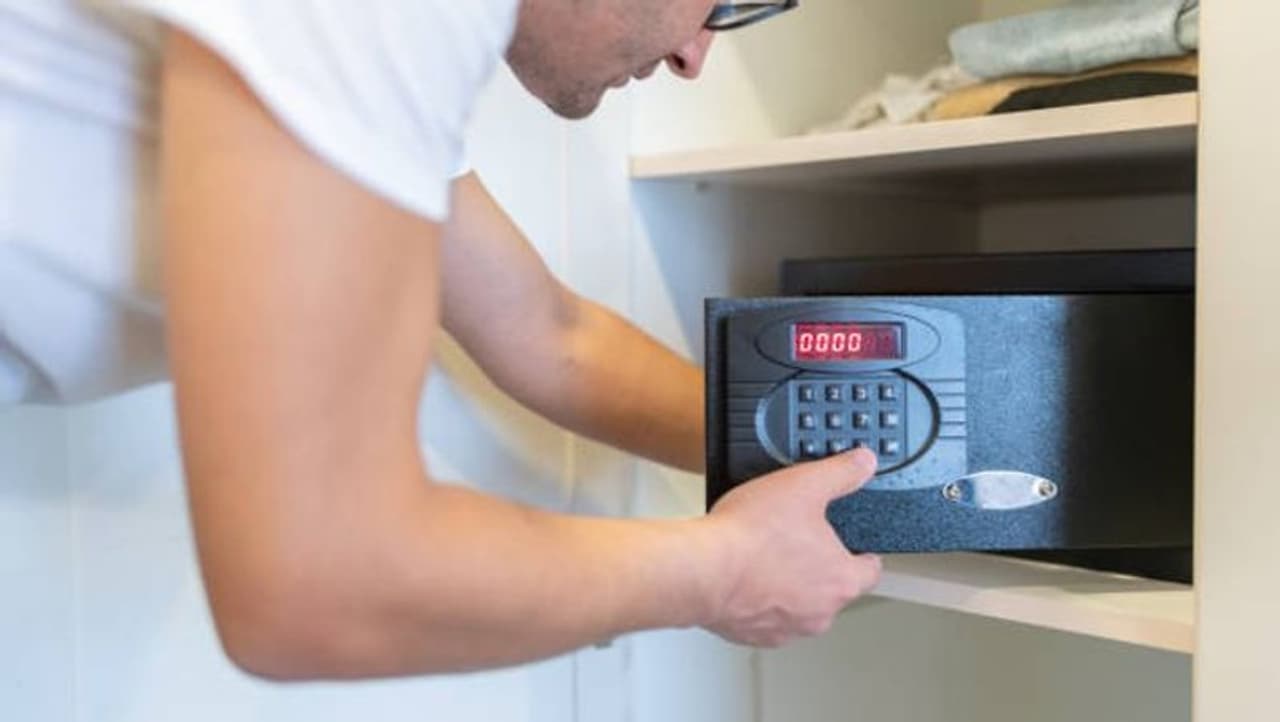 क्या हैं बैंक लॉकर को लेकर RBI के रूल? क्या हैं बैंक लॉकर को लेकर RBI के रूल?