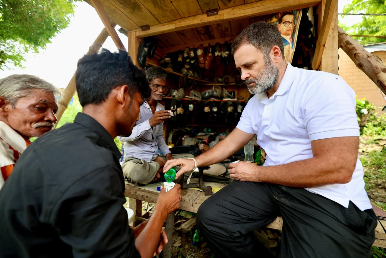 রাম চেত ও রাহুল গান্ধী রাম চেত ও রাহুল গান্ধী