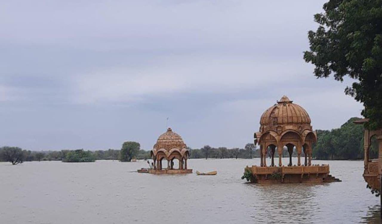 जैसलमेर में बारिश का कहर