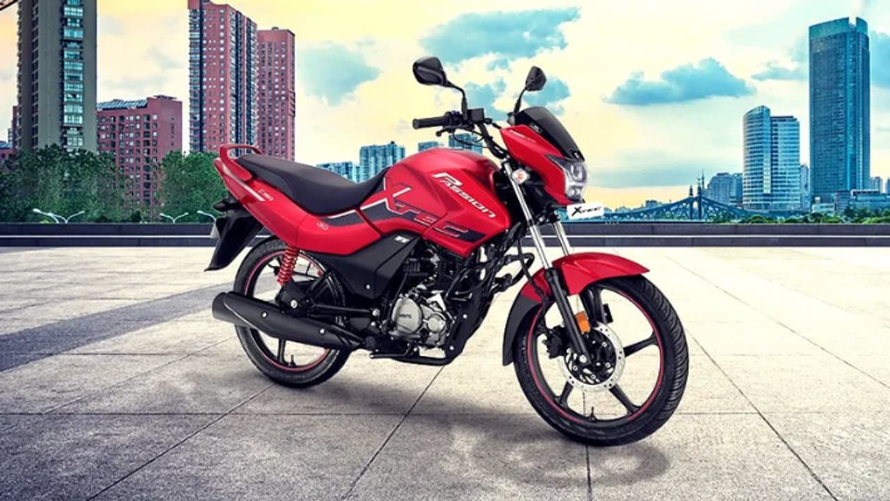 সাধারণত, হিরোর বাইকগুলি অনেক কম খরচে বেশি এবং ভালো মাইলেজ দিয়ে থাকে 