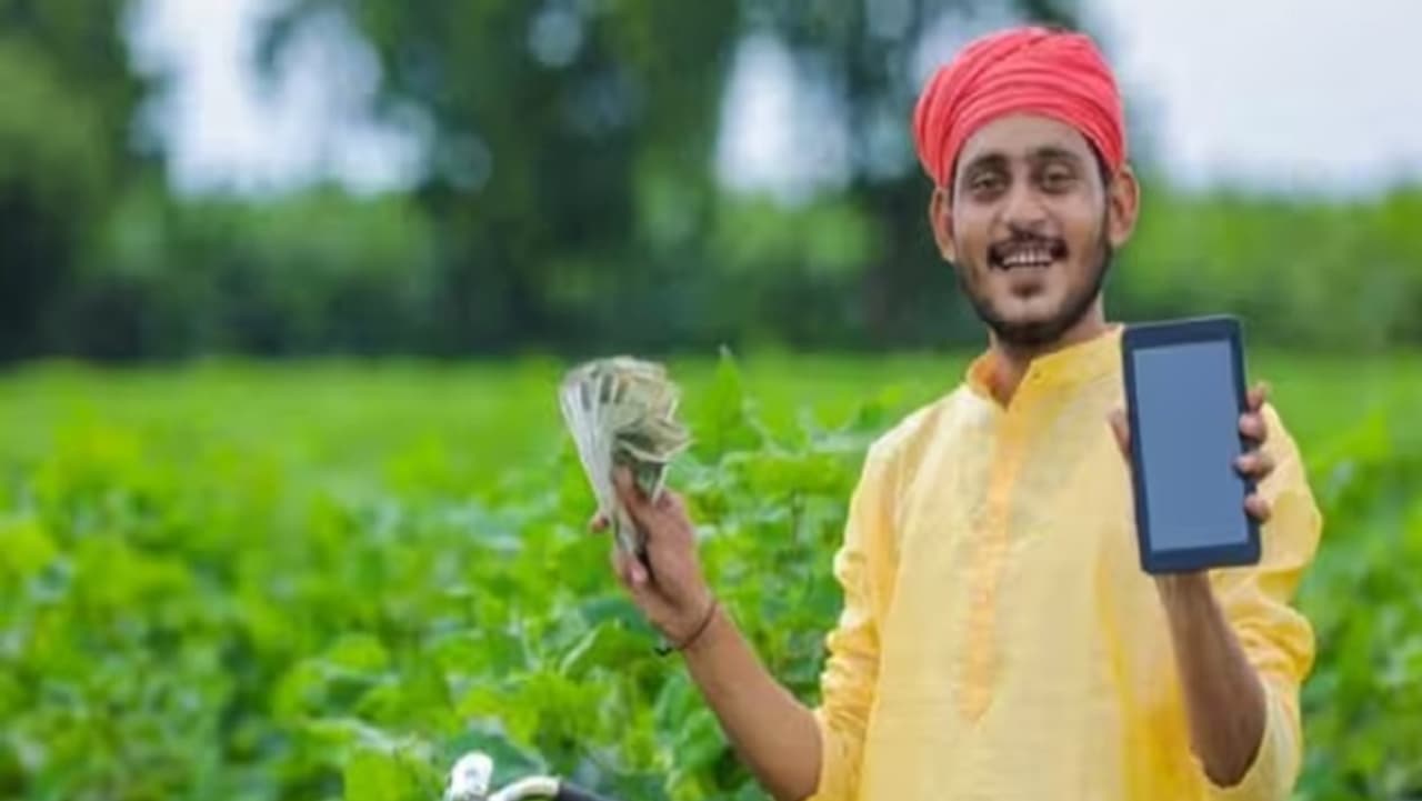 10 கோடி விவசாயிகளுக்கு ஜாக்பாட்! அக்கவுண்டில் ரூ.2,000 ஏறும்! மத்திய அரசின் 'மெகா' பரிசு! 10 கோடி விவசாயிகளுக்கு ஜாக்பாட்! அக்கவுண்டில் ரூ.2,000 ஏறும்! மத்திய அரசின் 'மெகா' பரிசு!