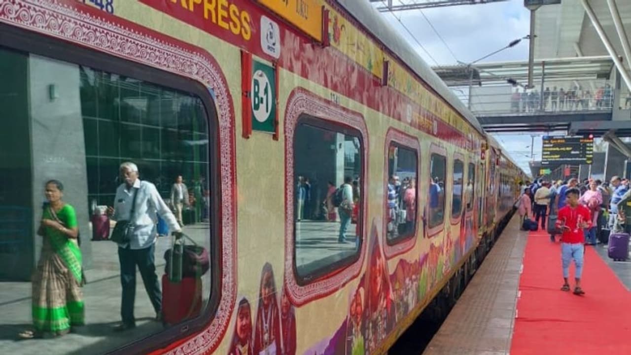 अकेले यात्रा करने की शौकीन महिलाओं के लिए स्पेशल