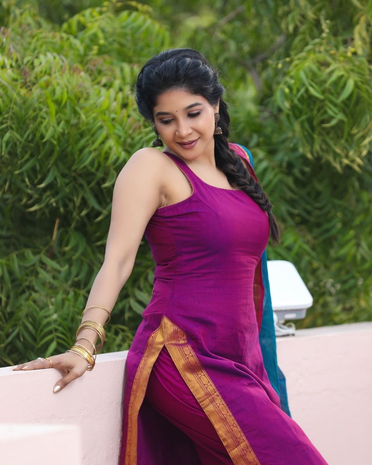 Actress Sakshi