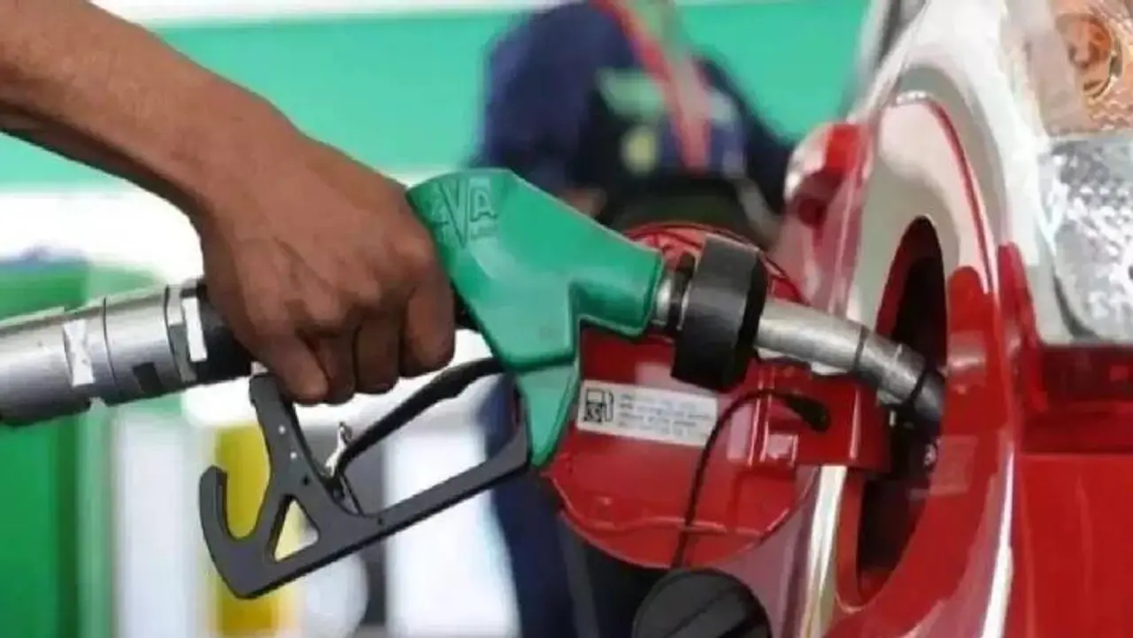 नई दिल्ली में आज पेट्रोल डीजल का रेट नई दिल्ली में आज पेट्रोल डीजल का रेट