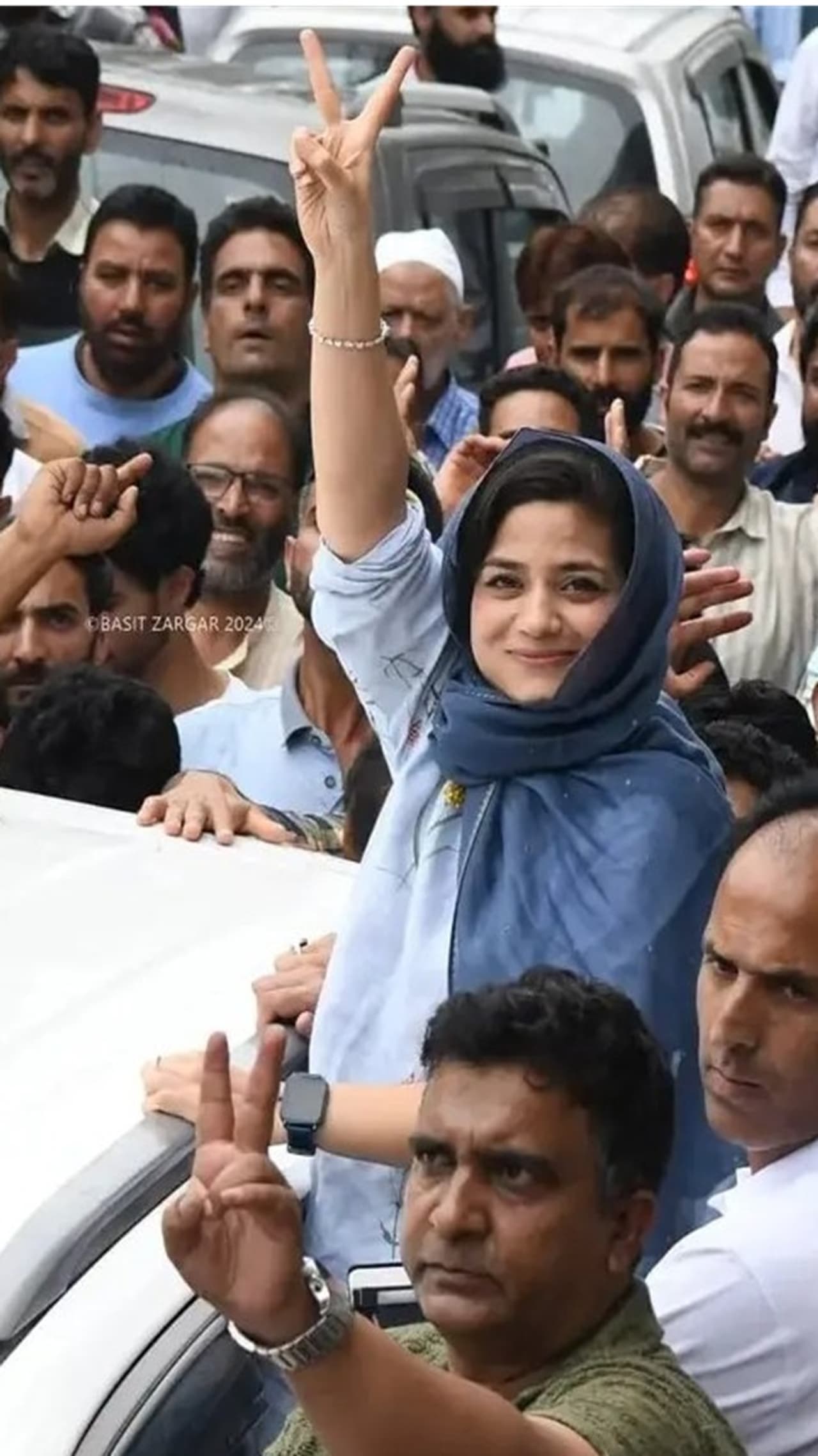 প্রথমবার নির্বাচনে প্রার্থী হলেন মেহবুবা মুফতির মেয়ে ইলতিজা মুফতি