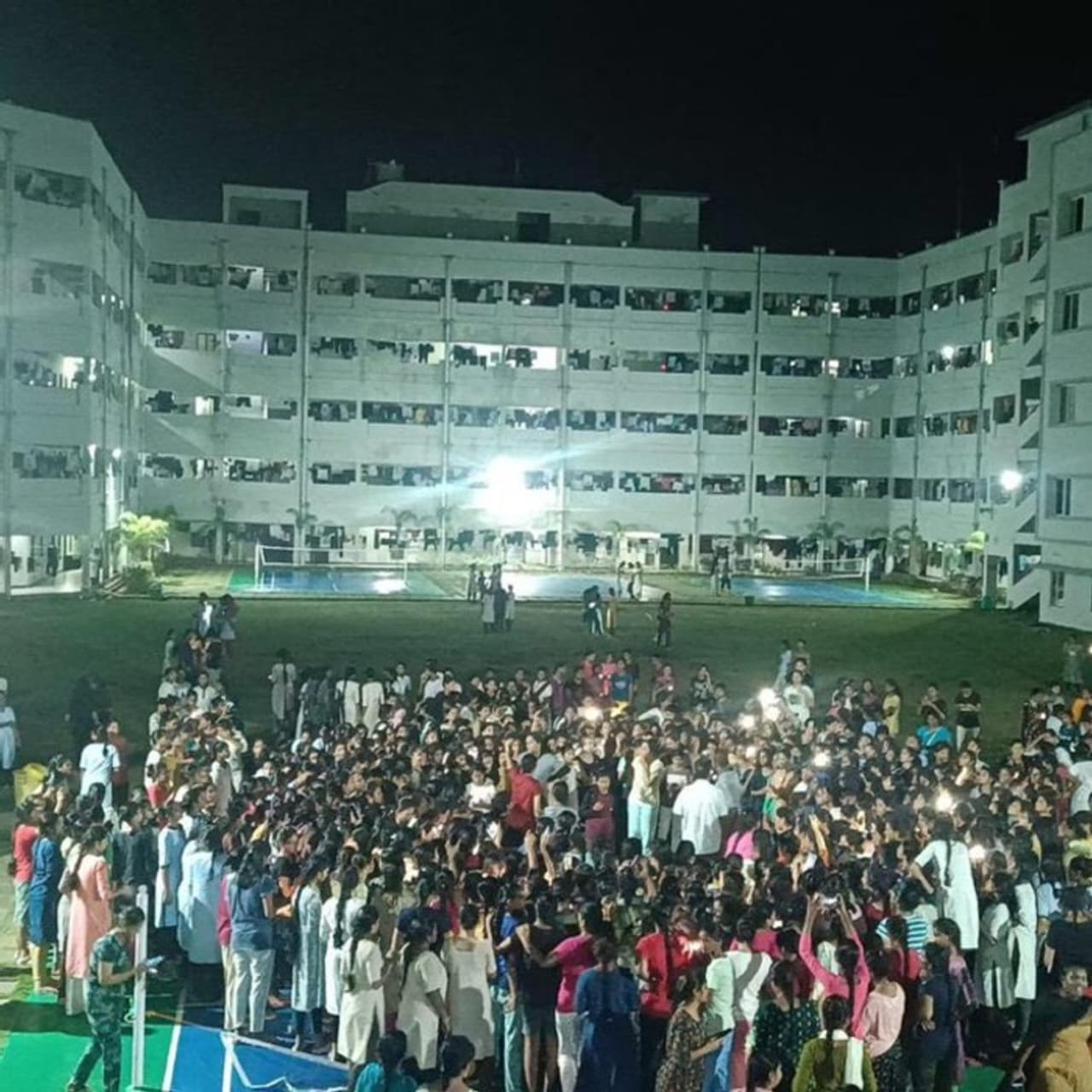 Gudlavalleru Engineering college Gudlavalleru Engineering college