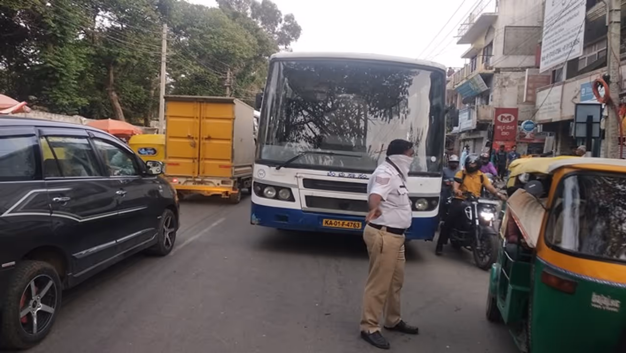 15 ದಿನ ಟ್ರಾಫಿಕ್ ಹೆಚ್ಚಳ 15 ದಿನ ಟ್ರಾಫಿಕ್ ಹೆಚ್ಚಳ