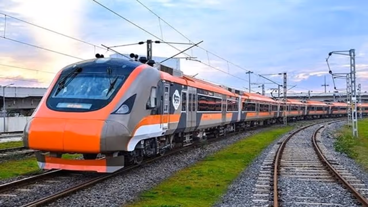 मुंबईकरांनो, गर्दीच्या कटकटीतून सुटका! मुंबईकरांनो, गर्दीच्या कटकटीतून सुटका!