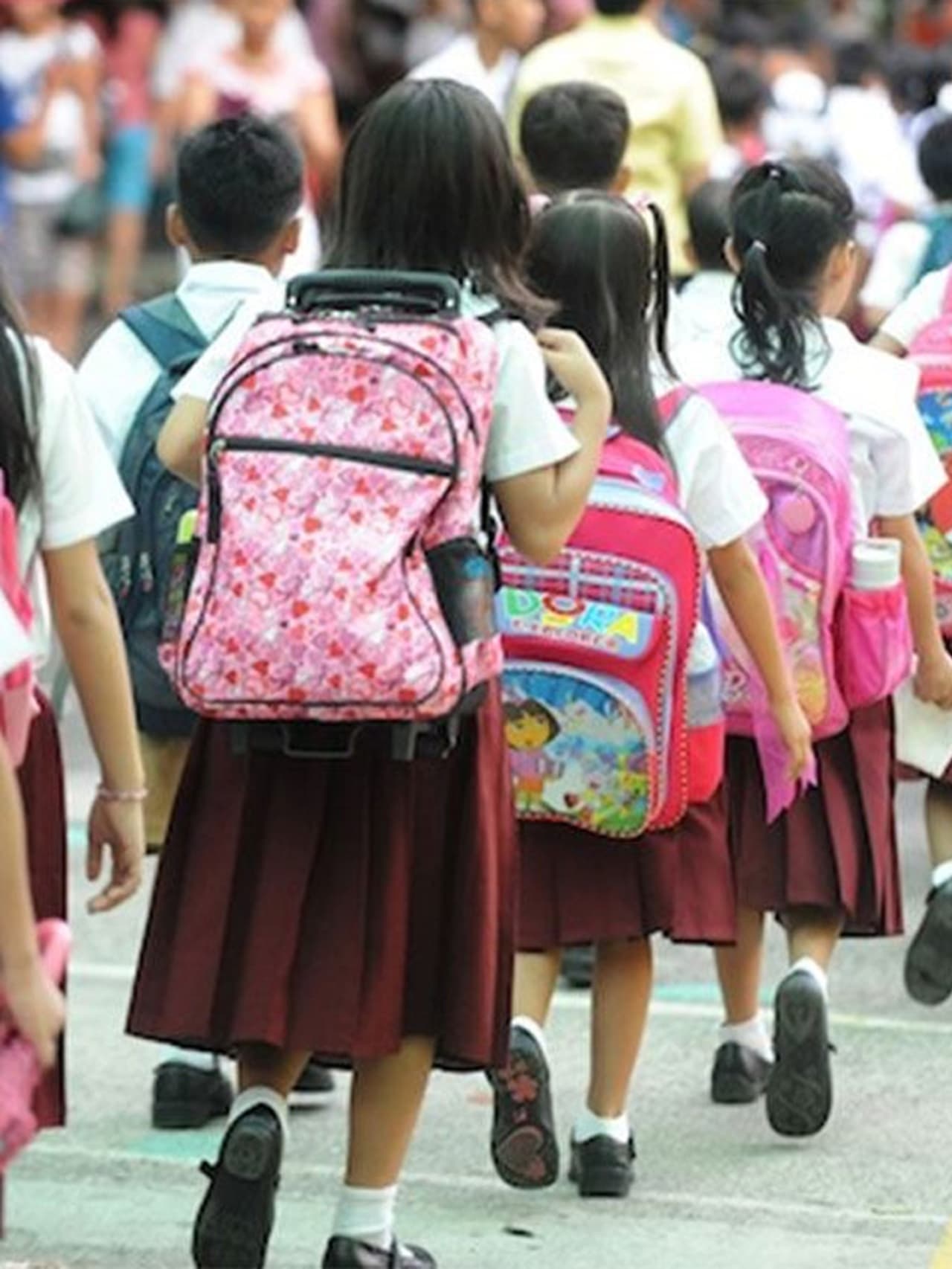 খাটনি ছাড়াই ঝকঝক করবে ইউনিফর্ম খাটনি ছাড়াই ঝকঝক করবে ইউনিফর্ম