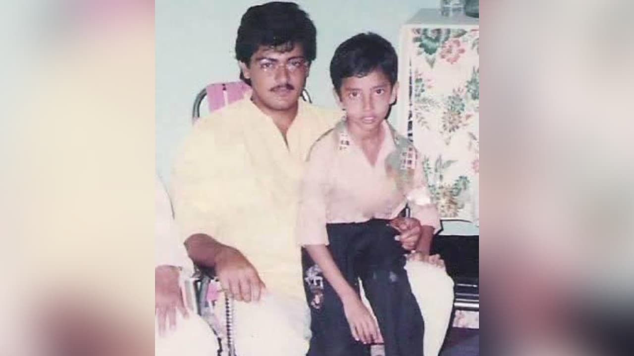 Attakathi Dinesh with Ajithkumar