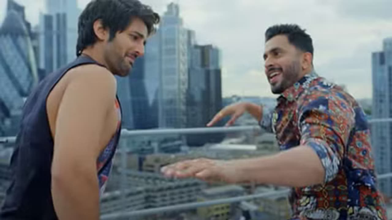 अमर प्रेम की कहानी अमर प्रेम की कहानी