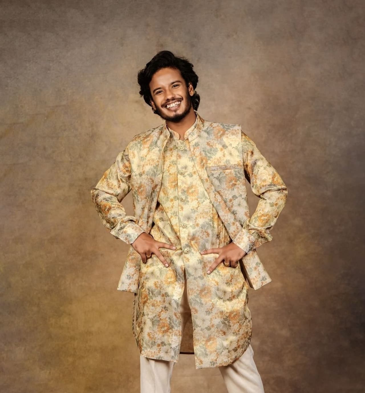 Bigg Boss Tamil Season 8 Contestant