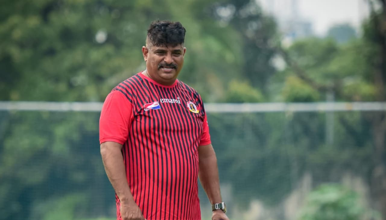 ১৯ অক্টোবর আইএসএল এ কলকাতা ডার্বি, বিনো জর্জের অধীনে প্রস্তুতি শুরু ইস্টবেঙ্গলের ১৯ অক্টোবর আইএসএল এ কলকাতা ডার্বি, বিনো জর্জের অধীনে প্রস্তুতি শুরু ইস্টবেঙ্গলের