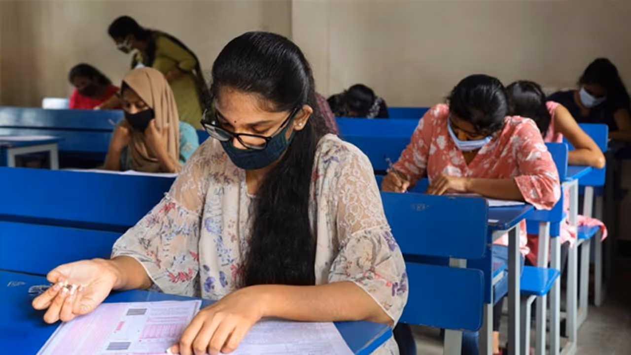 தமிழக அரசு தமிழக அரசு