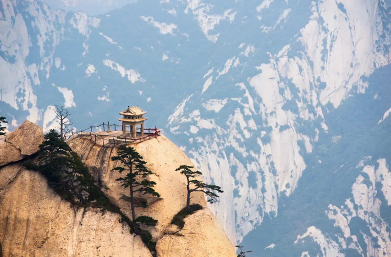 Heavens Gate in World