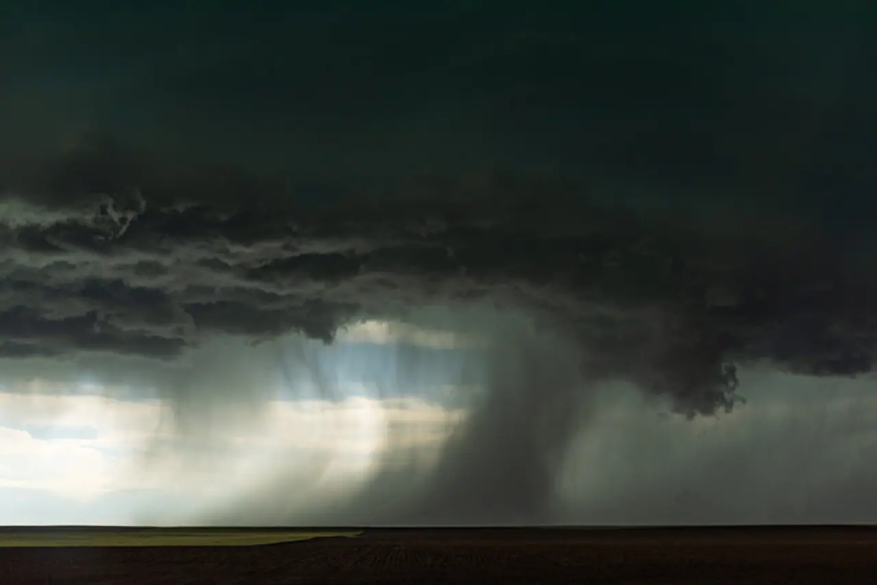 প্রবল বৃষ্টির সতর্কতা প্রবল বৃষ্টির সতর্কতা