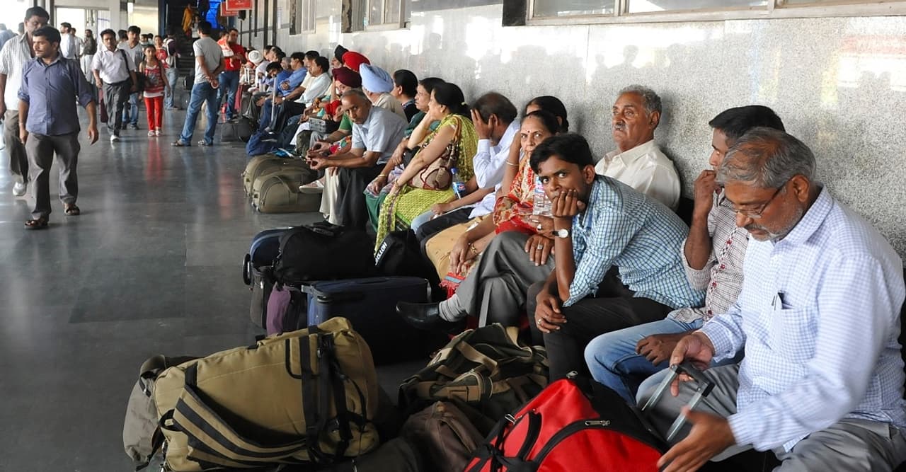 Indian Railway TTE Indian Railway TTE