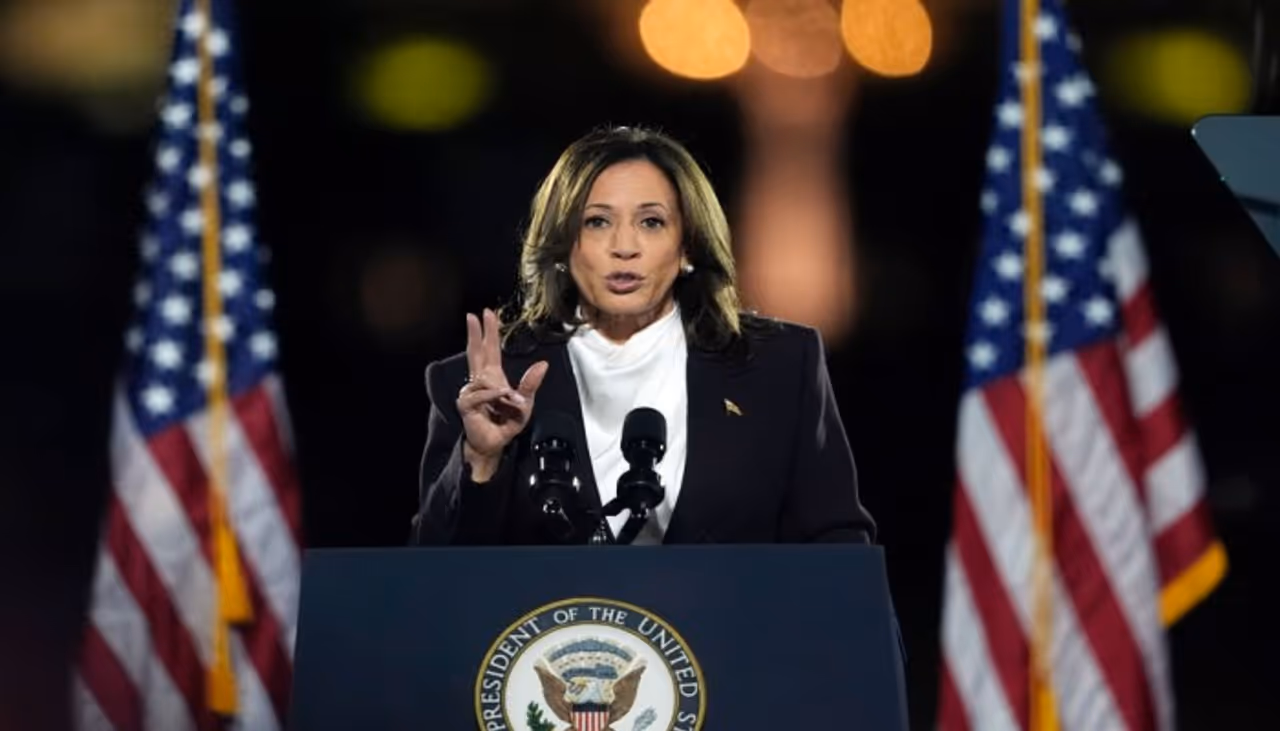 ফের ভোটের ময়দানে নামবেন কমলা হ্যারিস? ফের ভোটের ময়দানে নামবেন কমলা হ্যারিস?