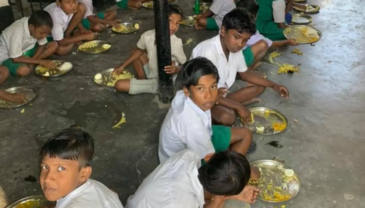 মিড ডে মিলে বরাদ্দ বৃদ্ধি মিড ডে মিলে বরাদ্দ বৃদ্ধি