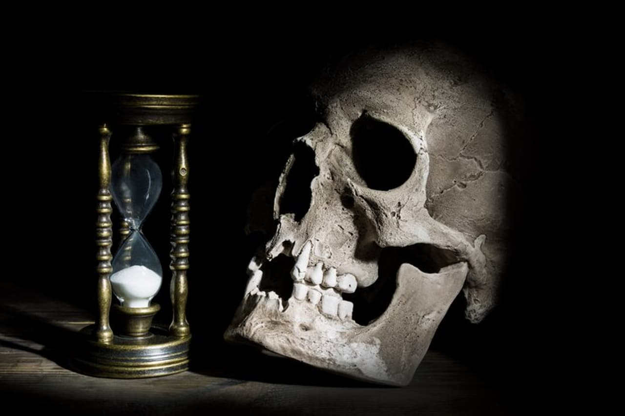 ডেথ ক্লক ডেথ ক্লক