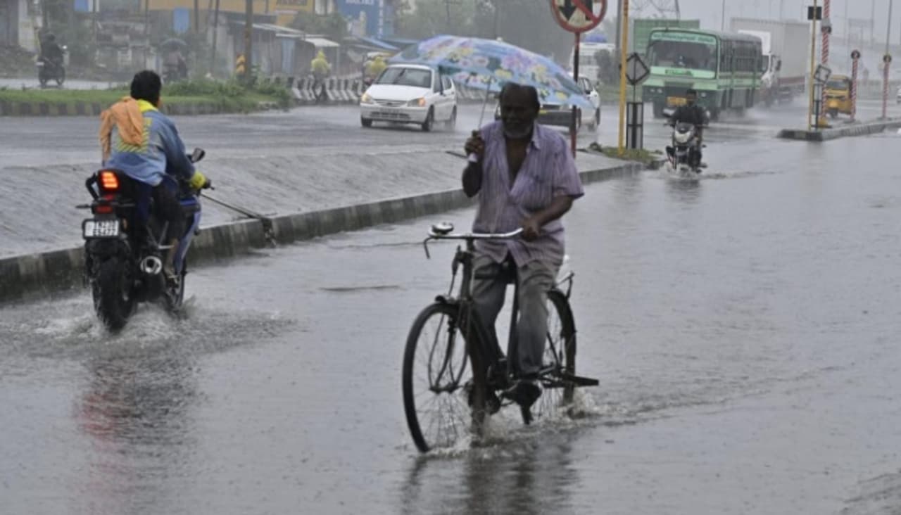 Chennai Cloudburst: 16 cm Rain in One Hour