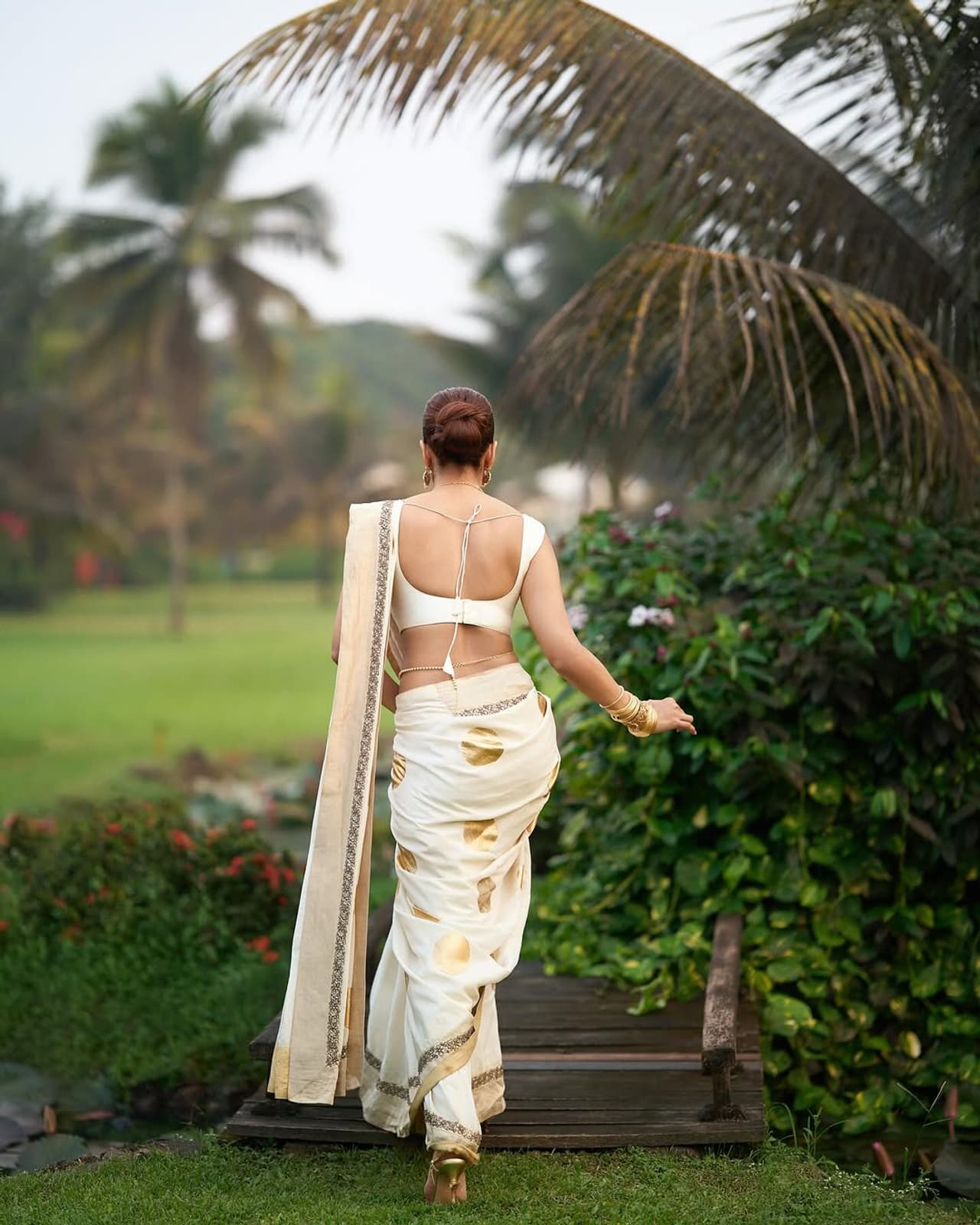 వసూళ్ల రాణి వసూళ్ల రాణి