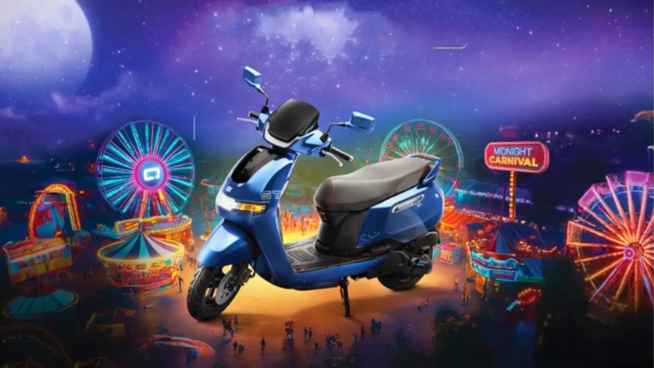 TVS iQube Midnight Carnival