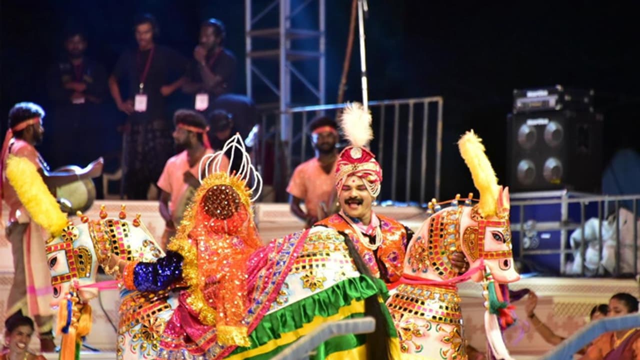 Folk Artists Folk Artists