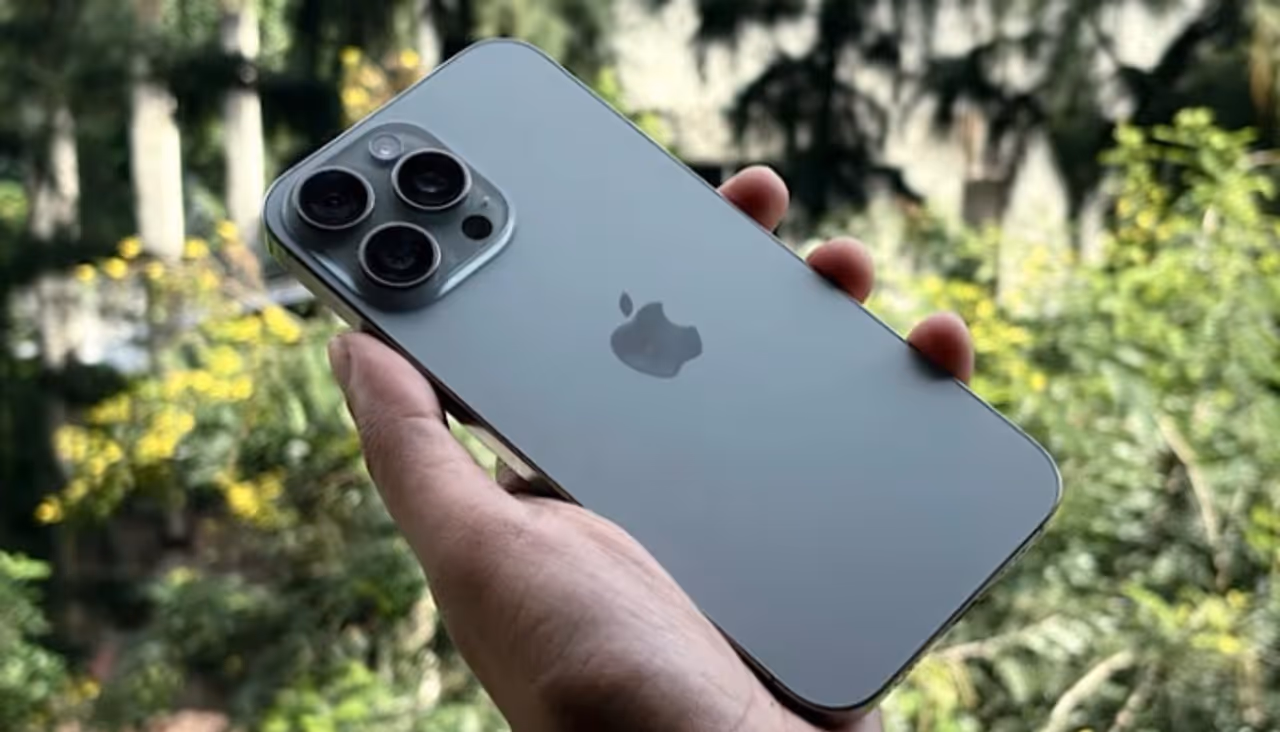 iPhone 16 Pro Max available for Rs 87,000 on Flipkart iPhone 16 Pro Max available for Rs 87,000 on Flipkart