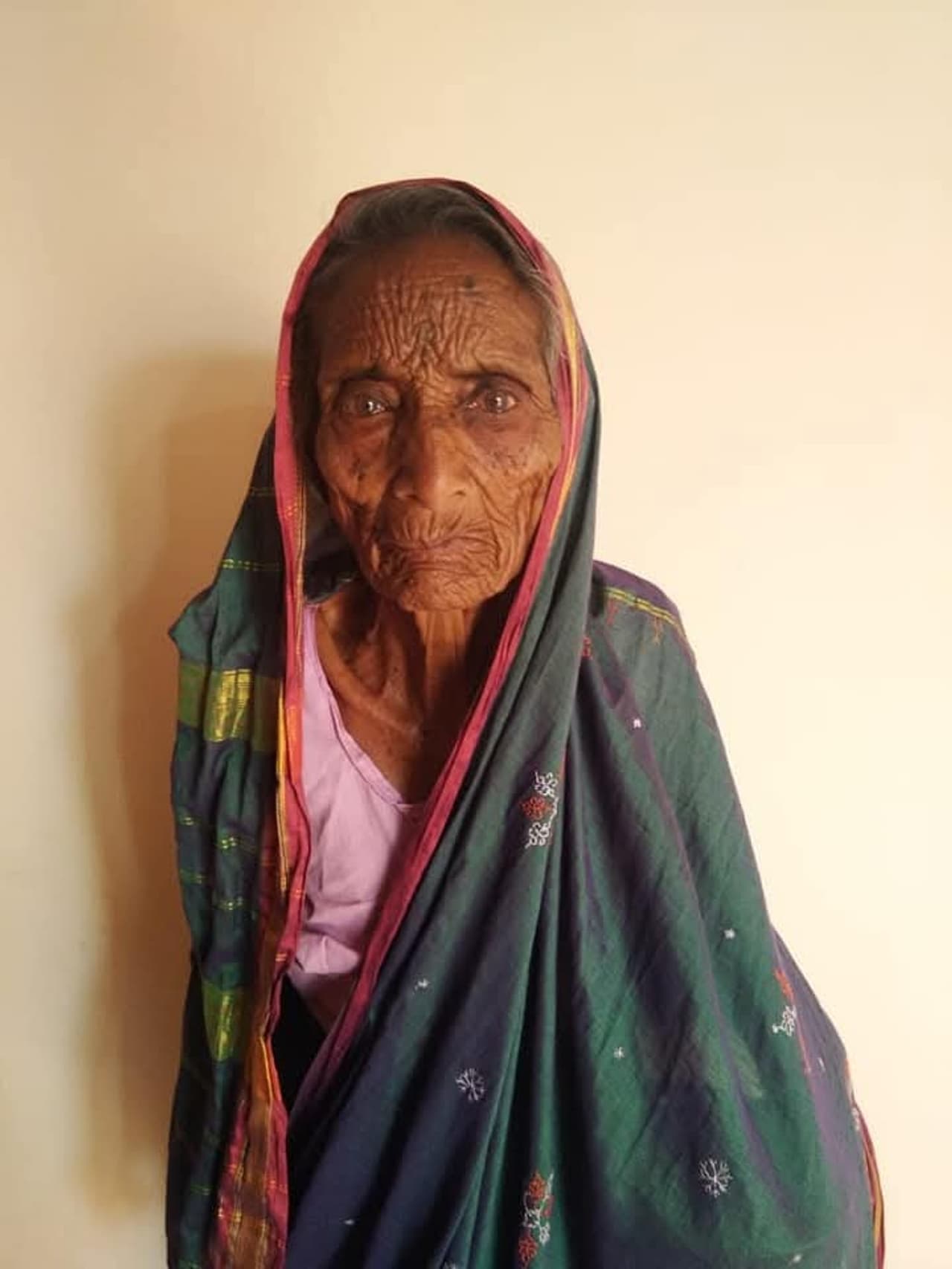 ಪದ್ಮಶ್ರೀ ಪ್ರಶಸ್ತಿ: ಭೀಮವ್ವ ಶಿಳ್ಳೇಕ್ಯಾತರ್ ಪದ್ಮಶ್ರೀ ಪ್ರಶಸ್ತಿ: ಭೀಮವ್ವ ಶಿಳ್ಳೇಕ್ಯಾತರ್