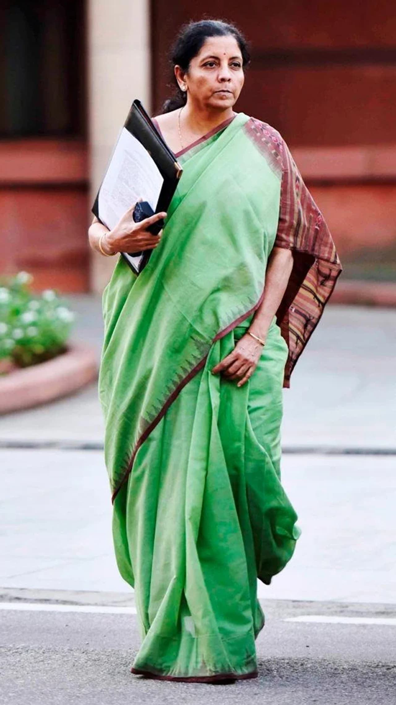 2025 பட்ஜெட்: பணவீக்கத்தை எதிர்கொள்ள நிர்மலா சீதாராமன் போடும் திட்டங்கள் என்ன?