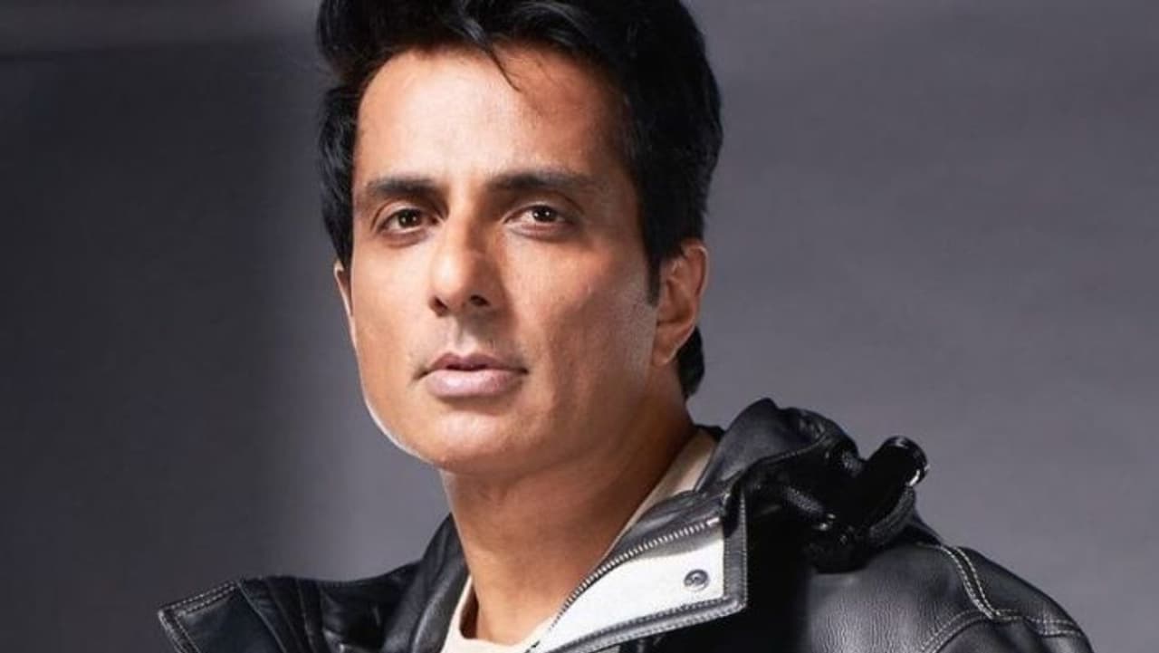 Punjab Court Issues Arrest Warrant Against Actor Sonu Sood In Fraud Case Punjab Court Issues Arrest Warrant Against Actor Sonu Sood In Fraud Case