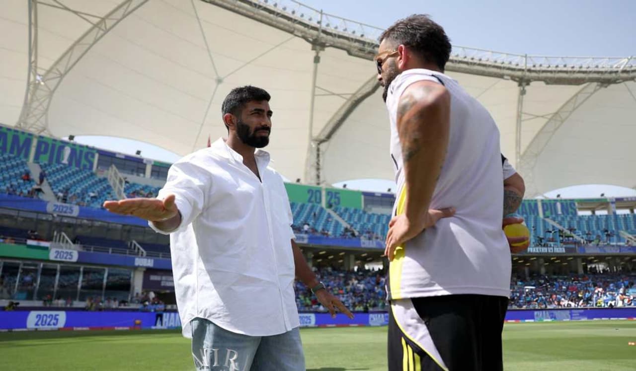 துபாயில் களம் புகுந்த ஜஸ்புரித் பும்ரா! இந்திய வீரர்கள் குஷி! ரசிகர்கள் கொண்டாட்டம்! துபாயில் களம் புகுந்த ஜஸ்புரித் பும்ரா! இந்திய வீரர்கள் குஷி! ரசிகர்கள் கொண்டாட்டம்!