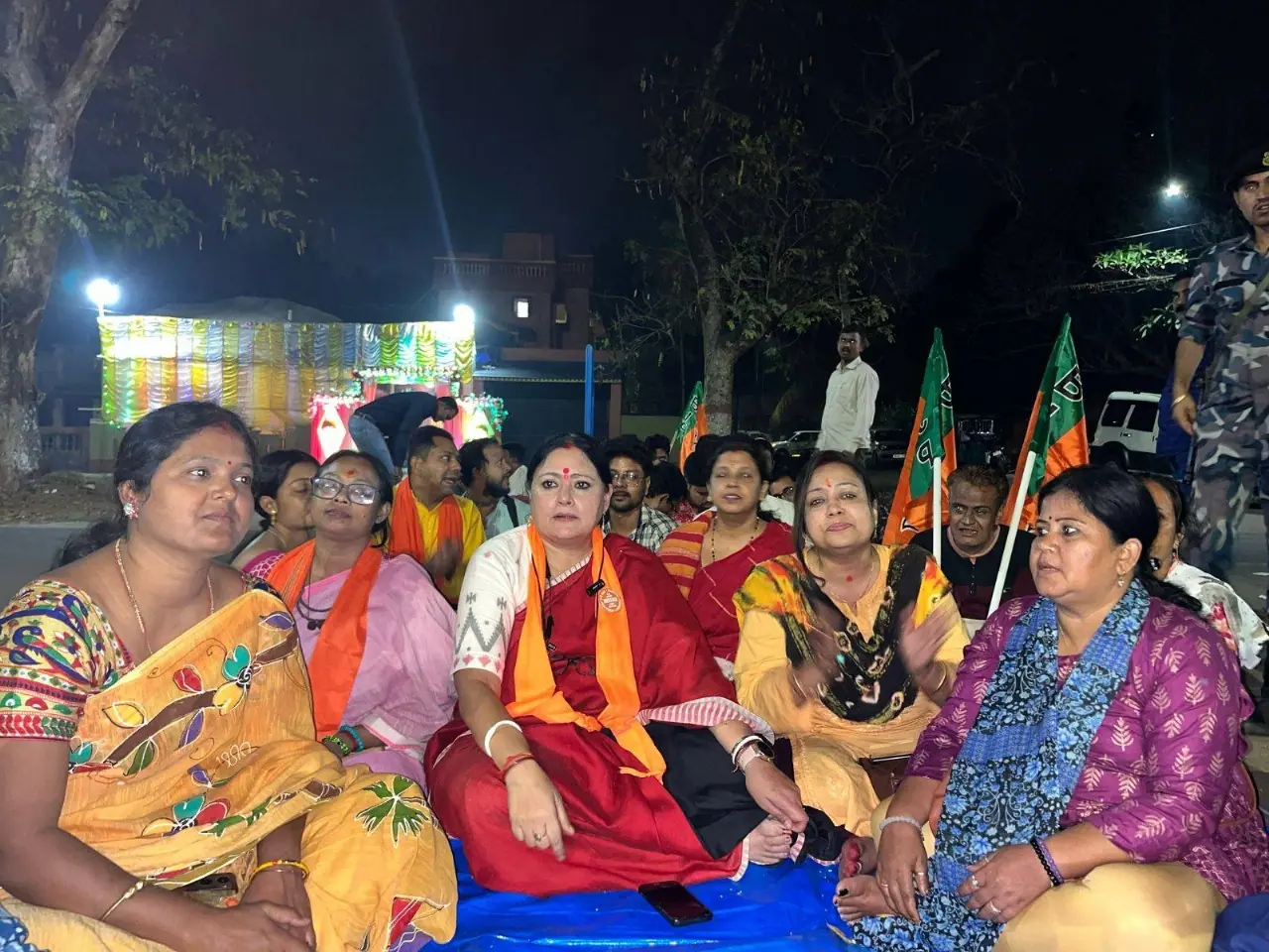 পোস্টার যুদ্ধ পোস্টার যুদ্ধ