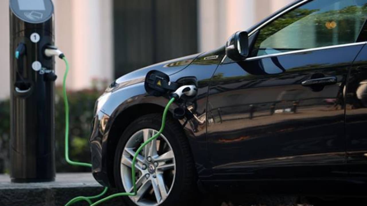 ഇലക്ട്രിക് വാഹന വിൽപ്പന കുതിക്കുന്നു