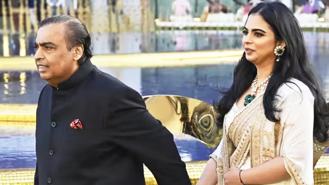 रिलायंस में ना जाकर, ईशा अंबानी ने इस कंपनी से शुरू किया था अपना करियर