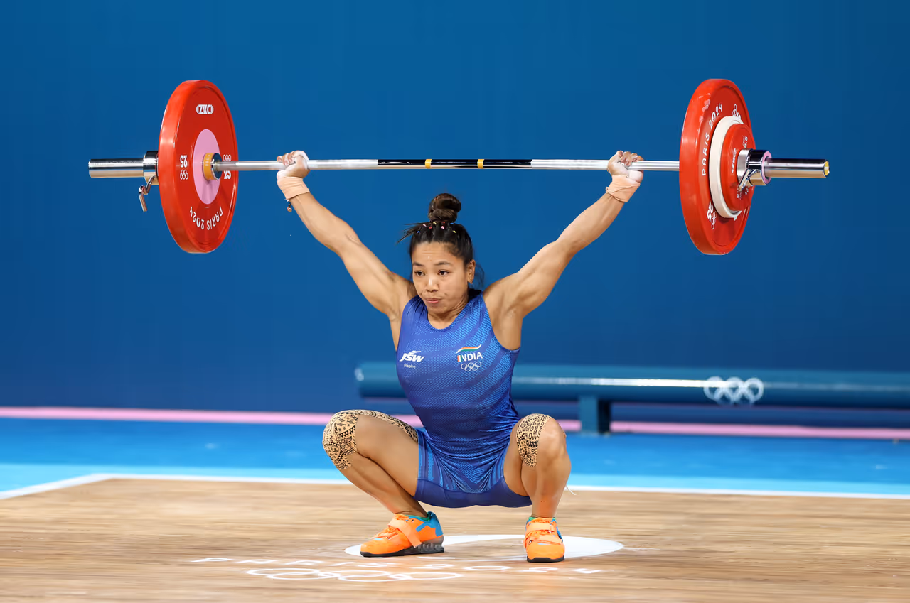 అహ్మదాబాద్‌లో మీరాబాయి చానుకు గోల్డ్ మెడల్