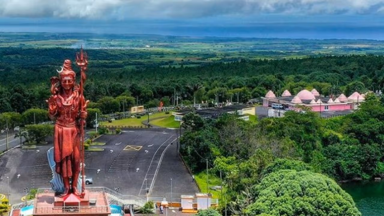 मॉरीशस का पवित्र गंगा तालाब: आध्यात्मिकता और भारतीय आस्था का प्रतीक