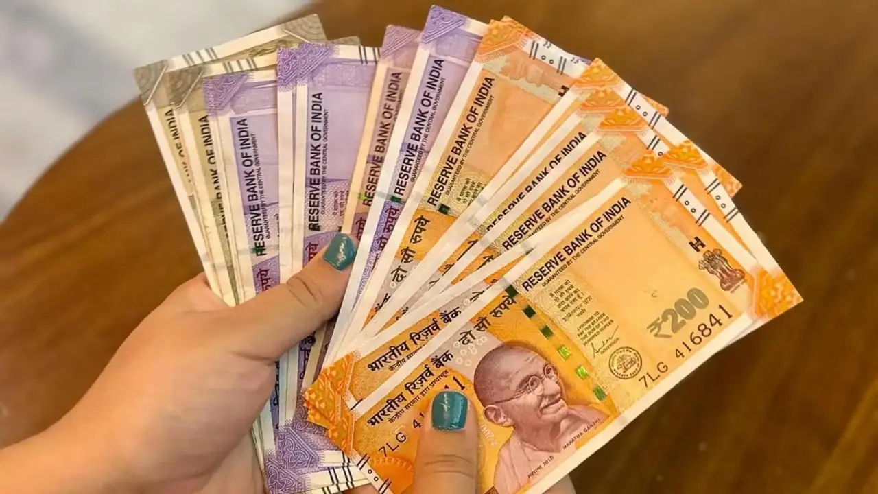 New 100 and 200 Rupee Notes: ভারতীয় রিজার্ভ ব্যাঙ্ক (RBI) মঙ্গলবার জানিয়েছে