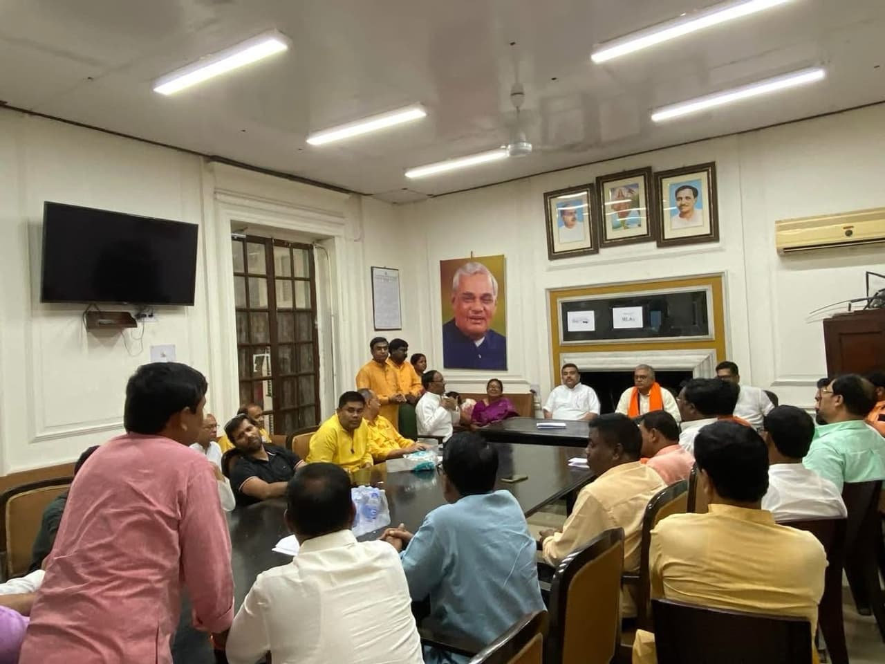 দিলীপ শুভেন্দু একসঙ্গে