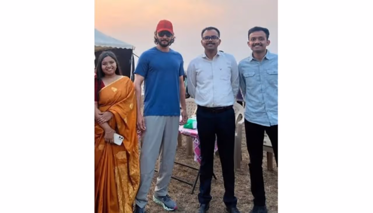 unofficial look of Mahesh from the sets of this Rajamouli project in telugu