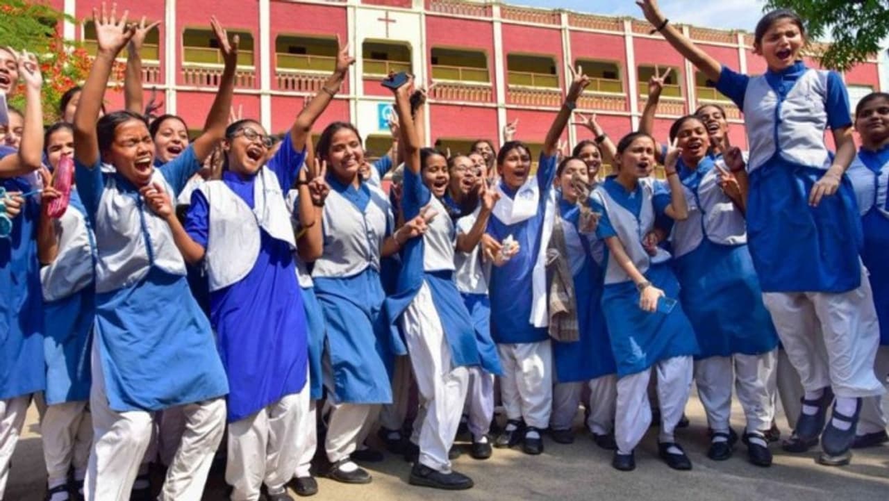 12ம் வகுப்பு பொதுத்தேர்வு முடிவுகள் 12ம் வகுப்பு பொதுத்தேர்வு முடிவுகள்