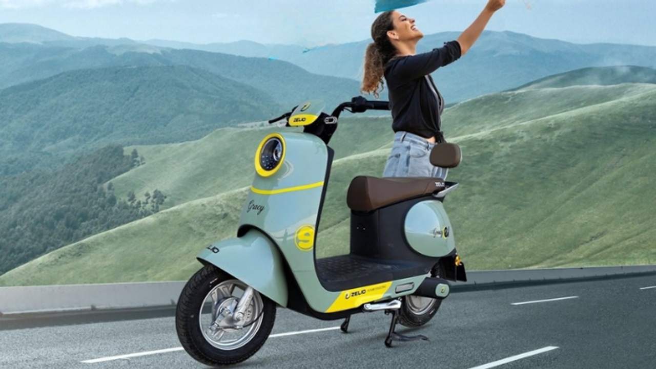 महिलांसाठी स्कूटर्स महिलांसाठी स्कूटर्स