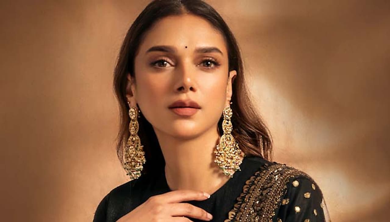 Aditi Rao Hydari's Stellar Performance in Heeramandi Aditi Rao Hydari's Stellar Performance in Heeramandi