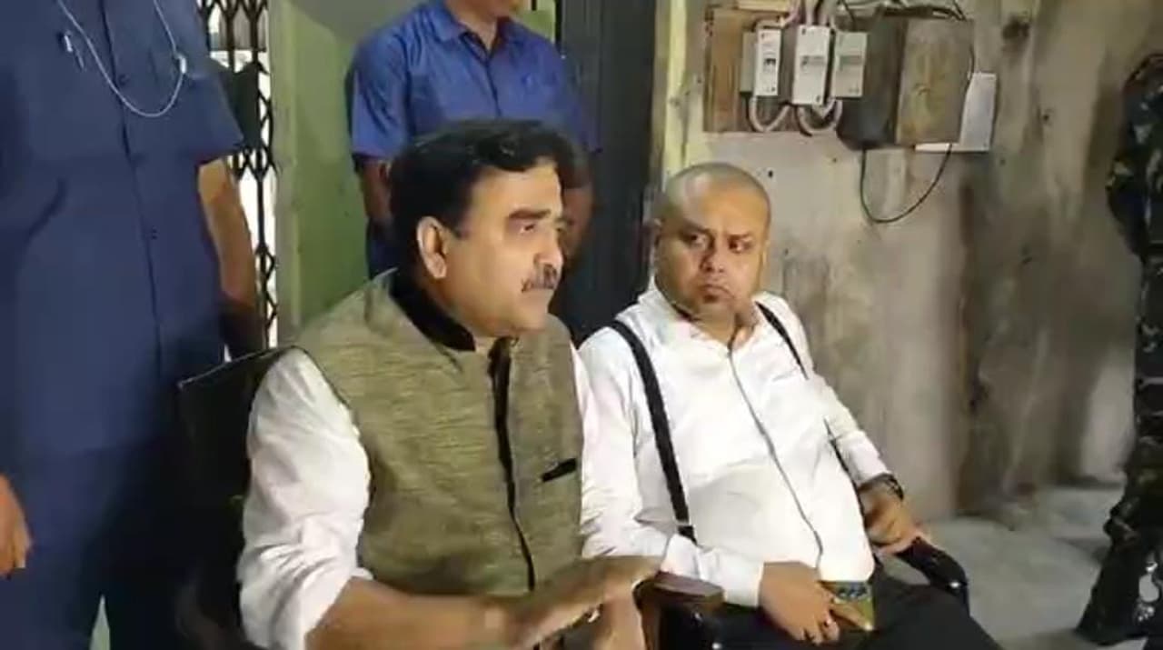 SSC দফতর অভিযান অভিজিতের SSC দফতর অভিযান অভিজিতের