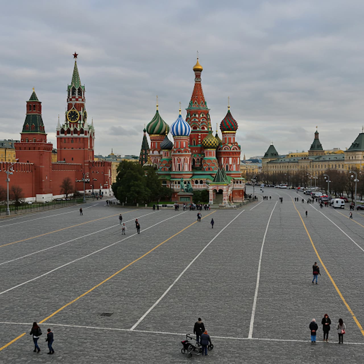 १ रेड स्क्वेअर आणि क्रेमलिन, मॉस्को १ रेड स्क्वेअर आणि क्रेमलिन, मॉस्को