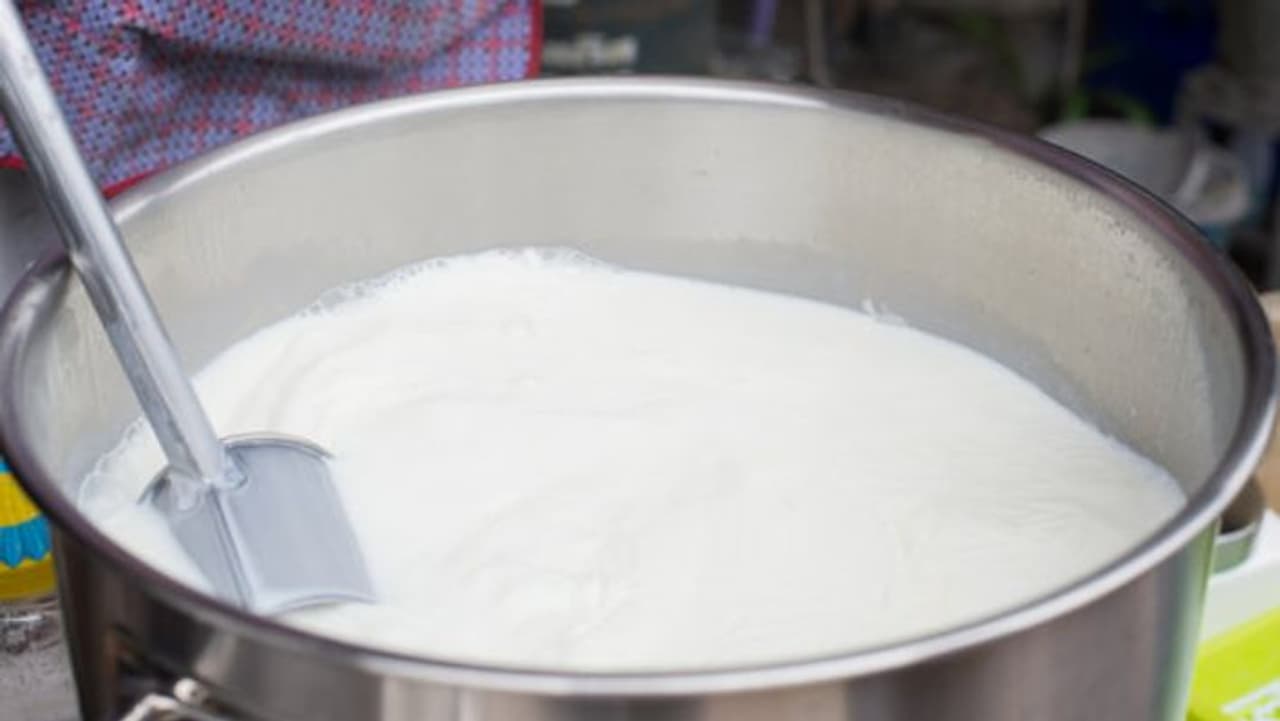 उन्हाळ्यात दूध खराब होऊ नये म्हणून काय करायला हवं? उन्हाळ्यात दूध खराब होऊ नये म्हणून काय करायला हवं?